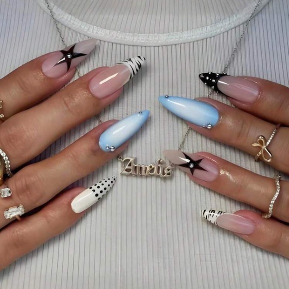 The Nail Bar Other - 24pc Press On Nail Set from the Nail Bar 💅